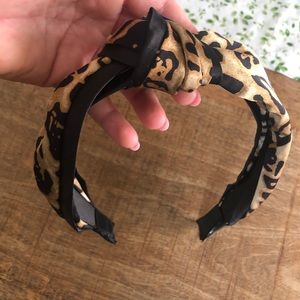 3 knotted headbands!